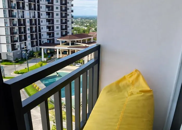 Antara-queenbed-balcony-hotshower-workstation-washingmachine-fullkitchen 4*